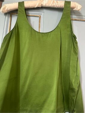 Banana Republic Emerald Green Silk Tank Top